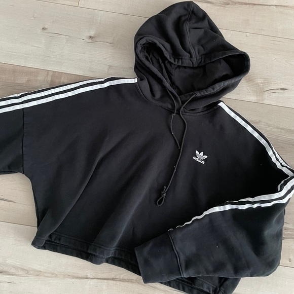 Used Hoodies TNA, Adidas in very good condition - Picture 1 of 3